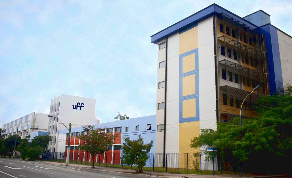 Biblioteca da Escola de Engenharia Industrial e Metalúrgica de Volta Redonda (BEM)